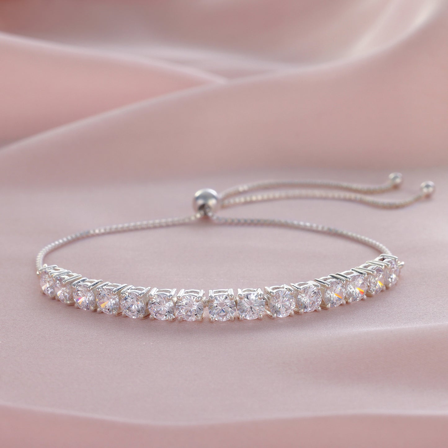 Round Shape Tennis Bracelet With Silder Chain