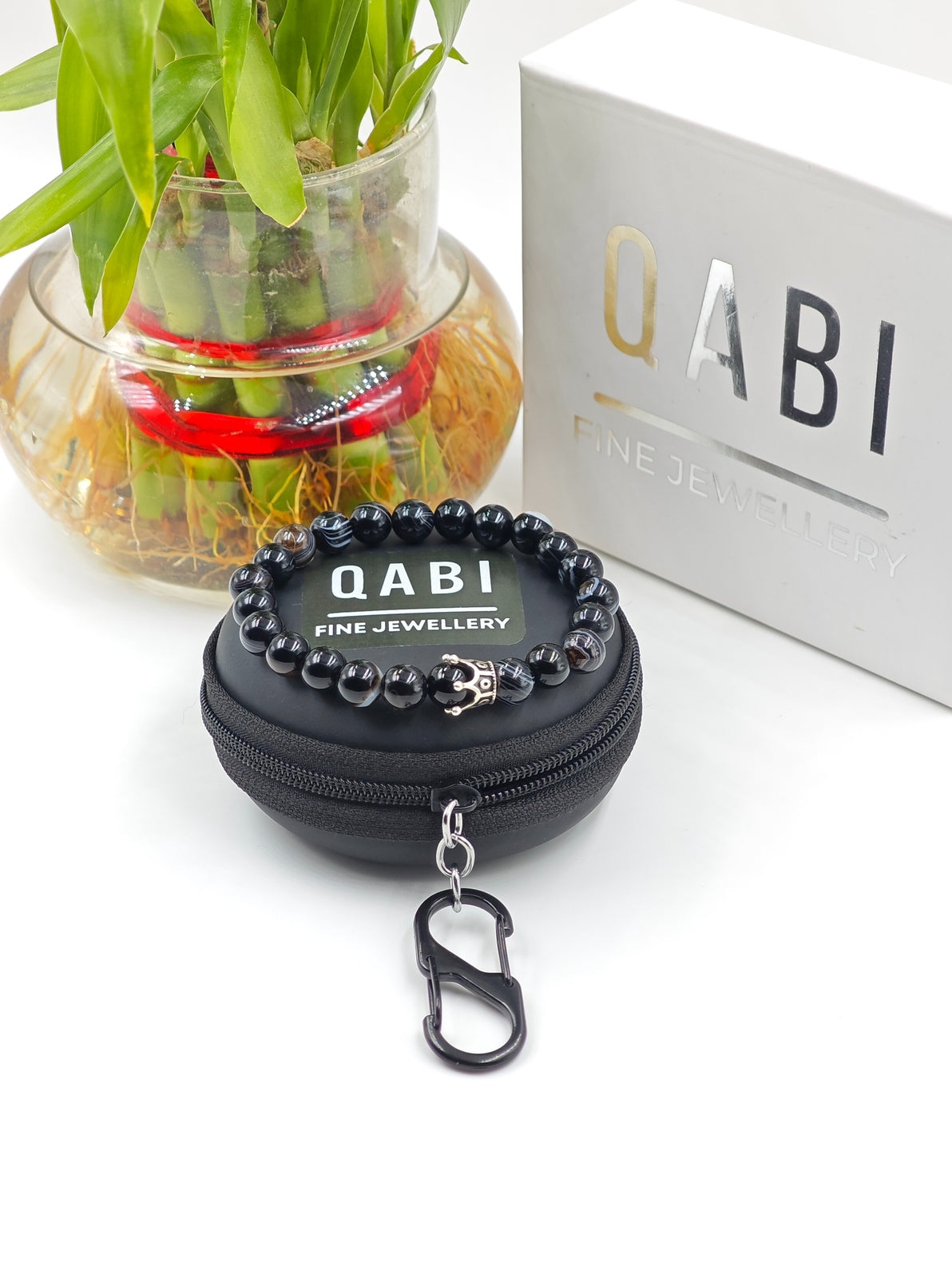 HAQUIQE BEADED BAND WITH SILVER CROWN CLASP